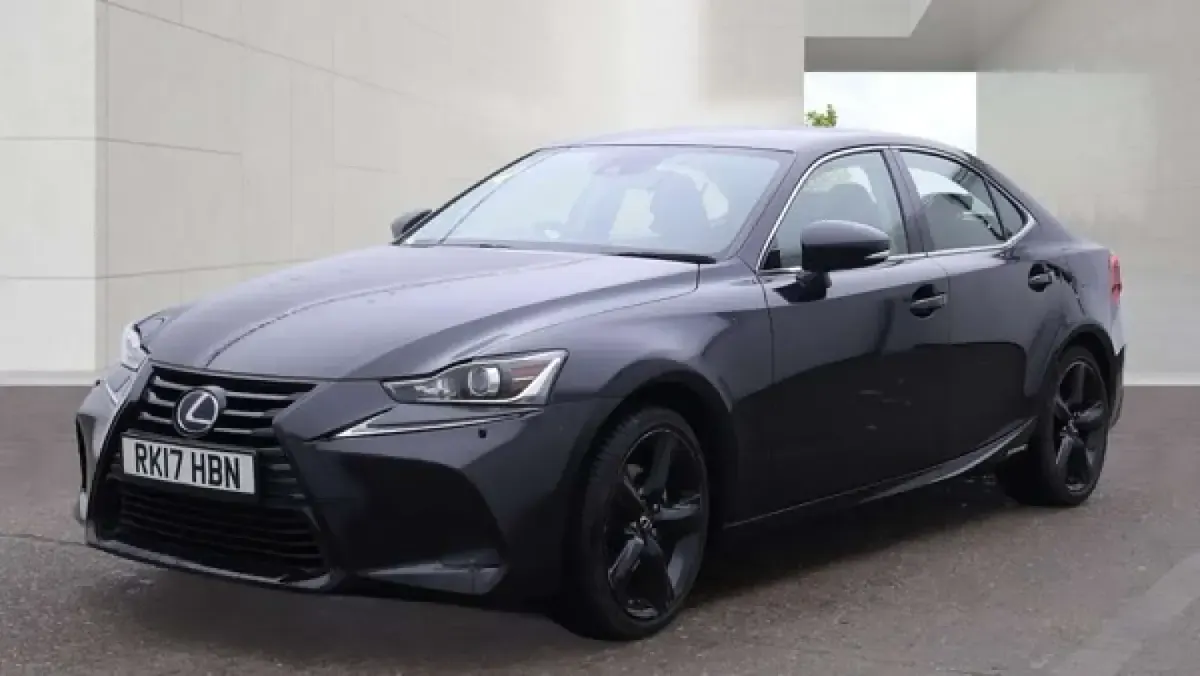 Used Lexus IS300h Sport Line 223 HP (164 kW) 2017 Black Sedan