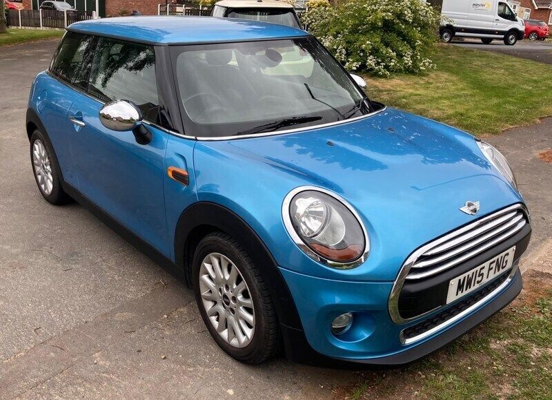 Blue Used 2015 Mini ONE Hatch Hatchback | £7,650 (Fair price) - Image 1/4