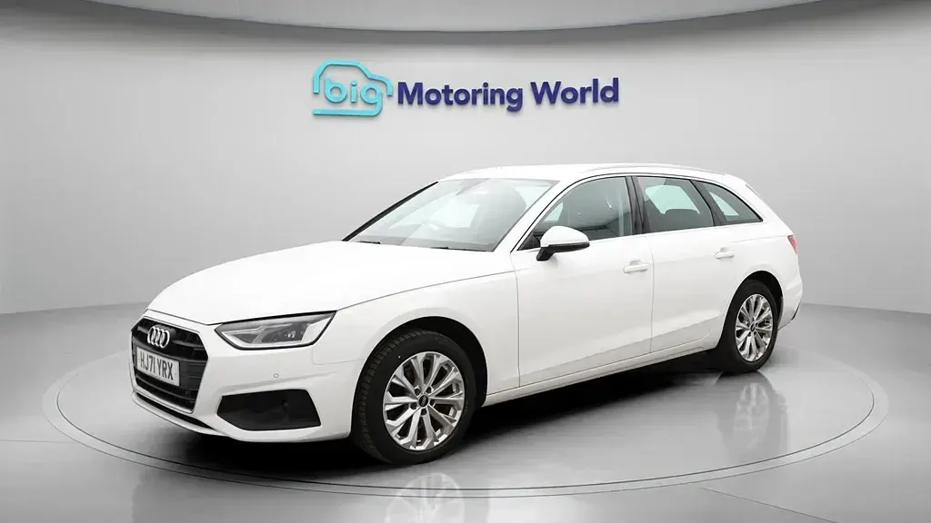 Usado Audi A4 150 CV (110 kW) 2021 Blanco Familiar