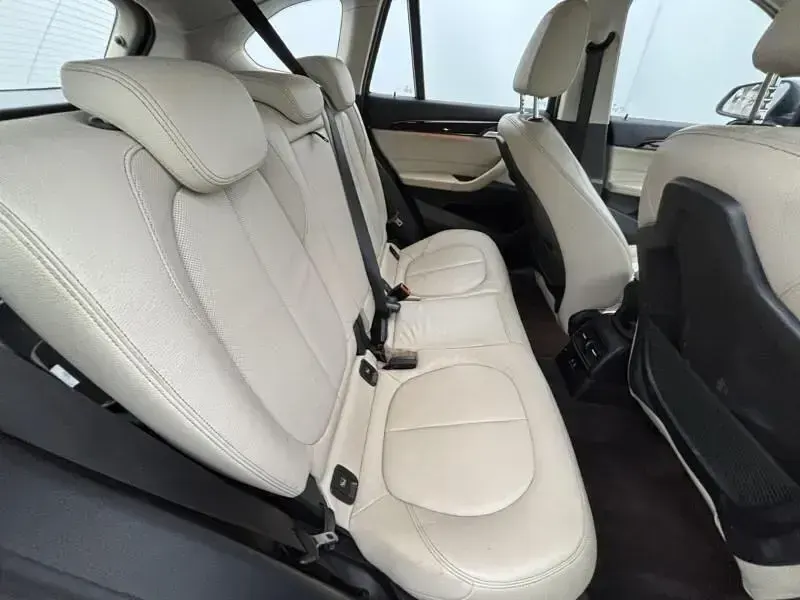 Begagnad BMW X1 xLine 2020 Grå SUV