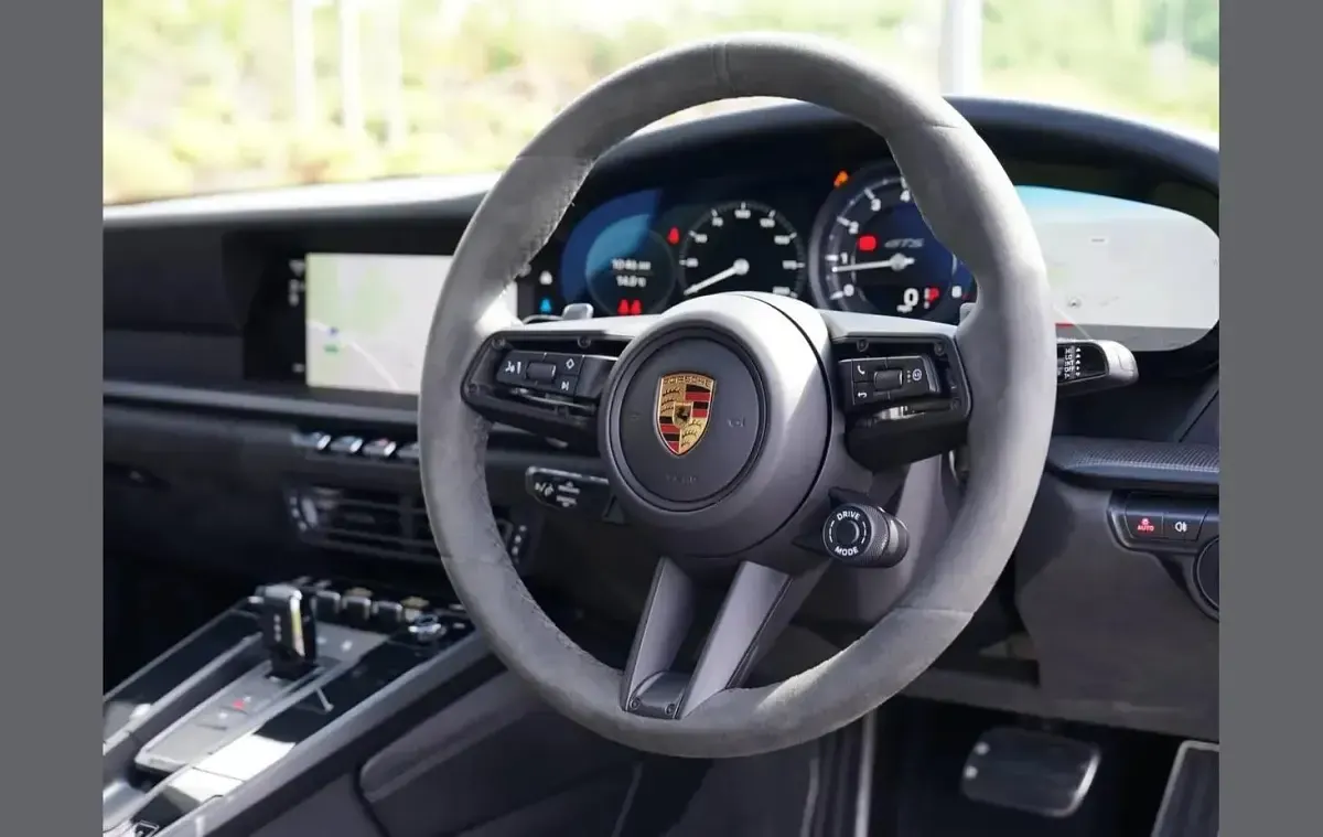 Used Porsche 911 472 HP (347 kW) 2022 Blue Coupe