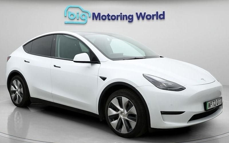 Used 2025 Tesla Model Y Long Range AWD SUV | £24,900 (Super price) - Image 1/4