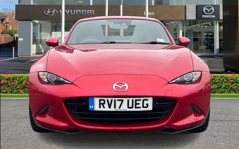 Used Mazda MX5 Inclusive 160 HP (117 kW) 2017 Red Cabriolet