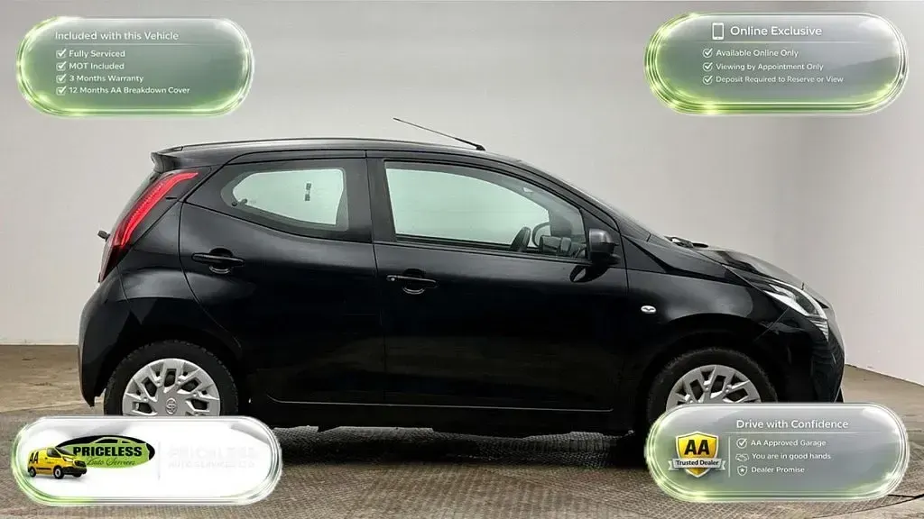 Used Toyota Aygo X-play 72 HP (52 kW) 2021 Black Hatchback