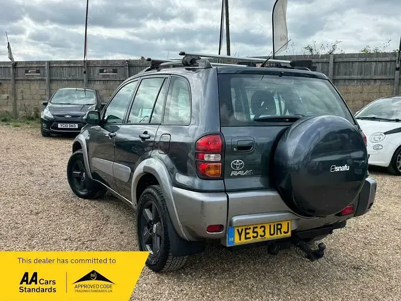 Used Toyota RAV4 147 HP (108 kW) 2003 Grey SUV