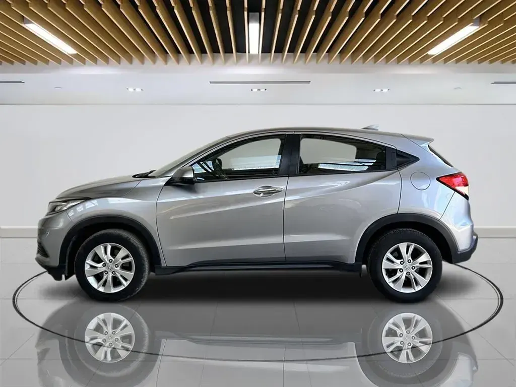 Second-hand Honda HR-V S 130 CP (95 kW) 2020 Argintiu SUV