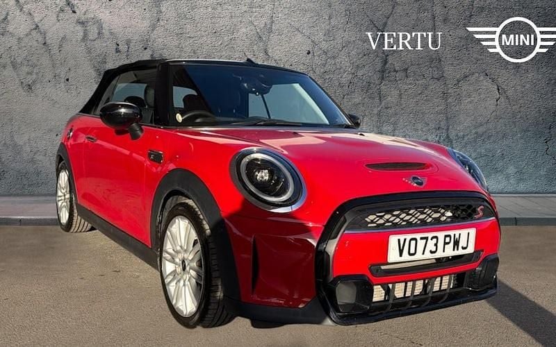 Used Mini Cooper S Cabriolet Exclusive 178 HP (130 kW) 2022 Red Cabriolet