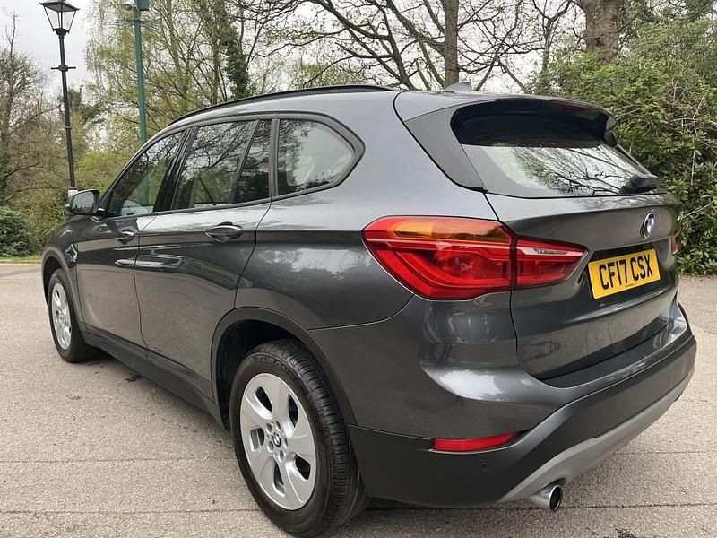 Begagnad BMW X1 Performance 2017 Grå SUV