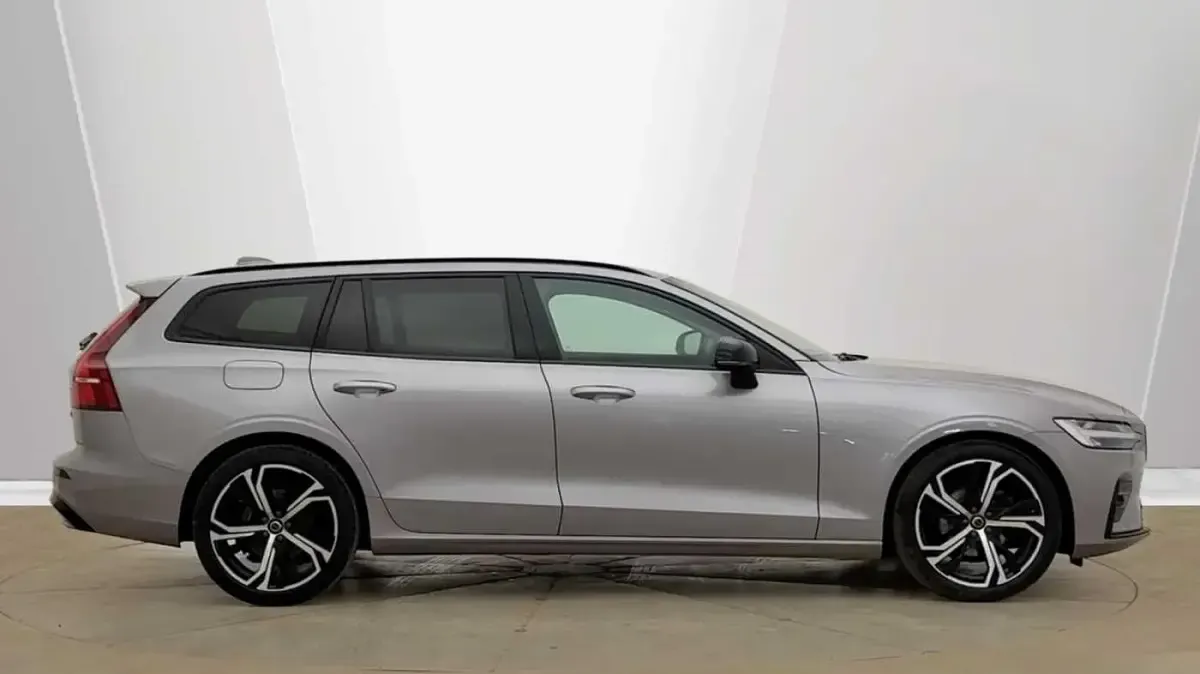 Used Volvo V60 Plus 194 HP (142 kW) 2026 Estate