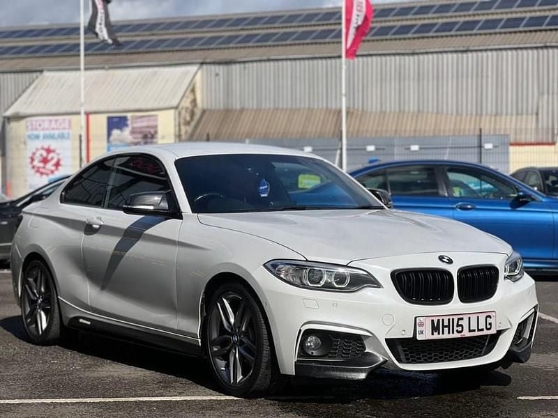 Used BMW 220 M Sport 190 HP (139 kW) 2015 White Coupe
