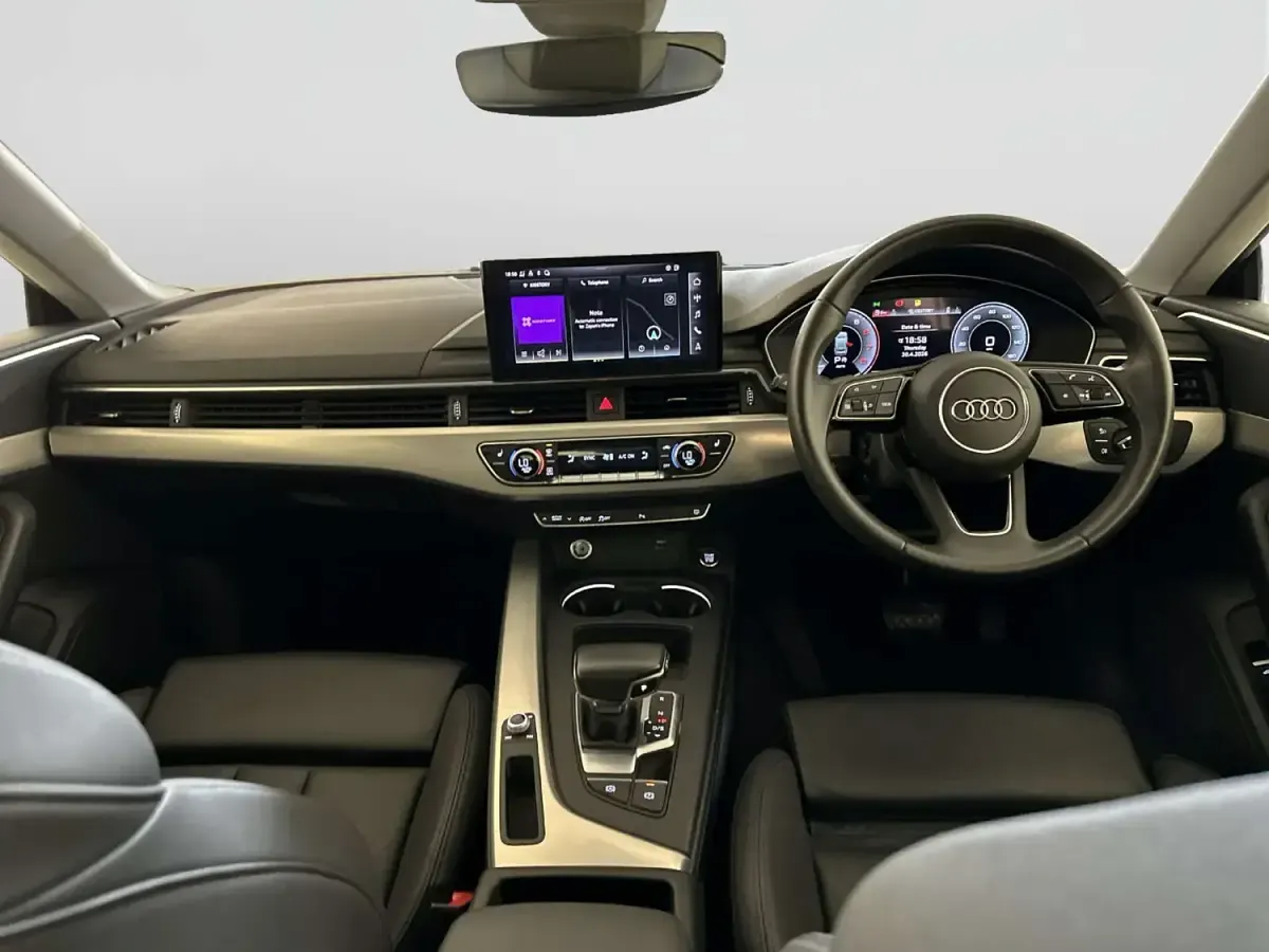 Usado Audi A5 Sport 150 CV (110 kW) 2024 Gris Utilitario