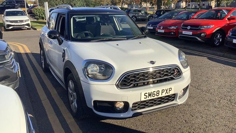 White Used 2018 Mini Cooper S Countryman SUV | £12,600 (Good price) - Image 1/1