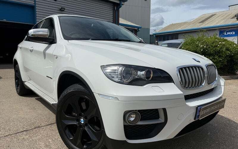 White Used 2014 BMW X6 SUV | £15,485 (Super price) - Image 1/4