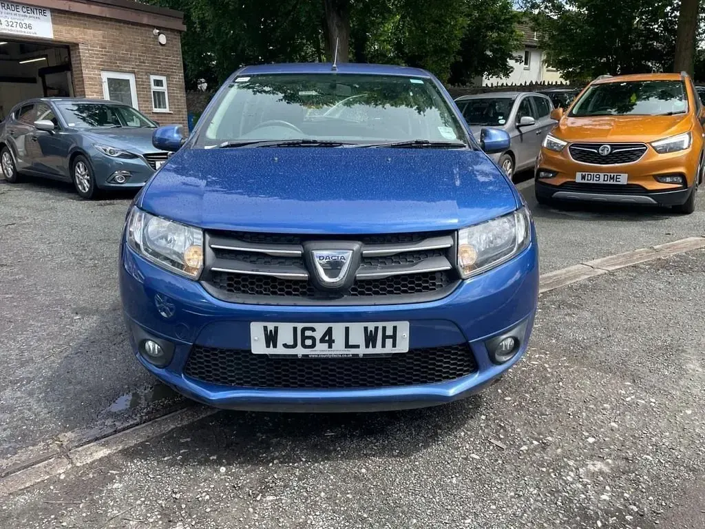 Usado Dacia Sandero Lauréate 90 CV (66 kW) 2014 Azul Utilitario