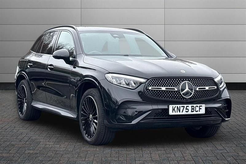 Used Mercedes GLC300e Urban 313 HP (230 kW) 2025 Obsidian black Estate