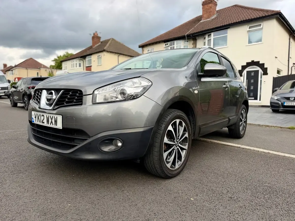 Used Nissan Qashqai N-TEC 117 HP (86 kW) 2012 Grey SUV