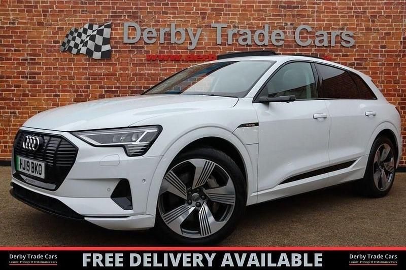 White Used 2019 Audi e-tron Advanced SUV | £24,990 (Fair price) - Image 1/4