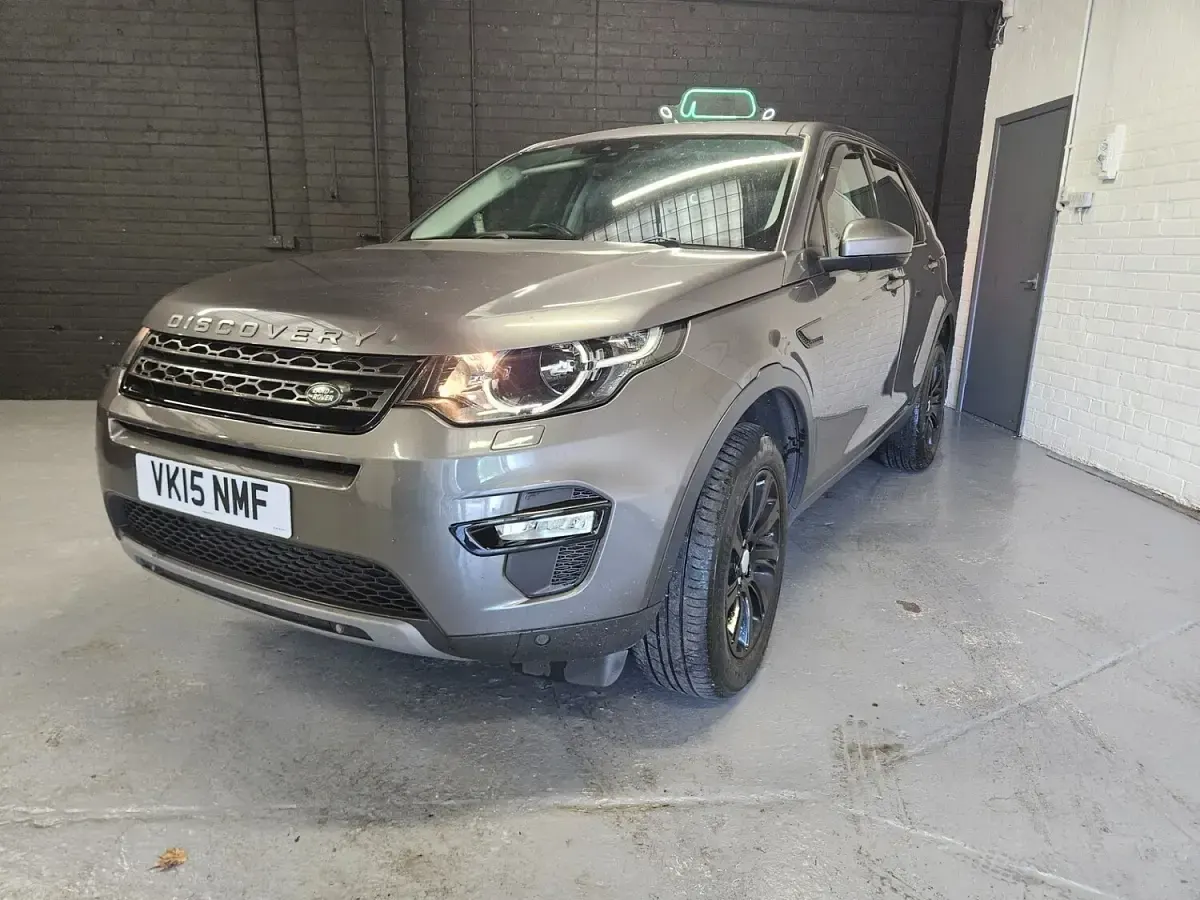 Used Land Rover Discovery Sport SE 190 HP (139 kW) 2015 Grey SUV