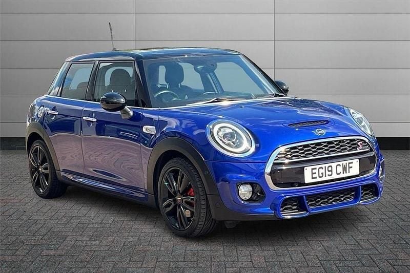 Starlight blue Used 2019 Mini Cooper S Sport Hatchback | £15,980 (Fair price) - Image 1/2