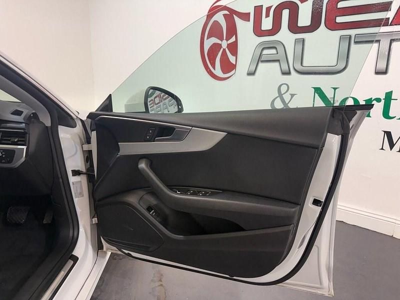 Used Audi A5 Sportback Sport 190 HP (139 kW) 2017 White Hatchback