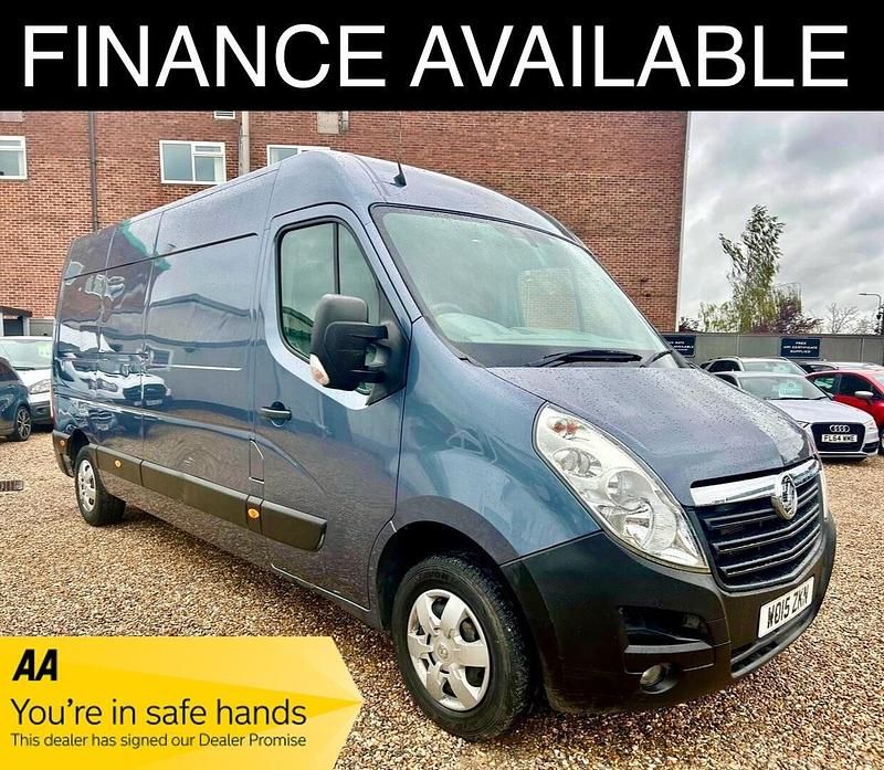 Blue Used 2015 Vauxhall Movano S MPV | £8,995 (A bit pricey) - Image 1/2