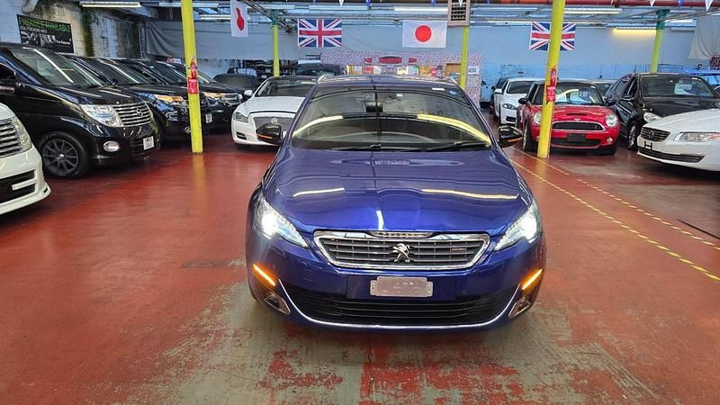 Used Peugeot 308 SW GT-line 130 HP (95 kW) 2015 Blue Estate