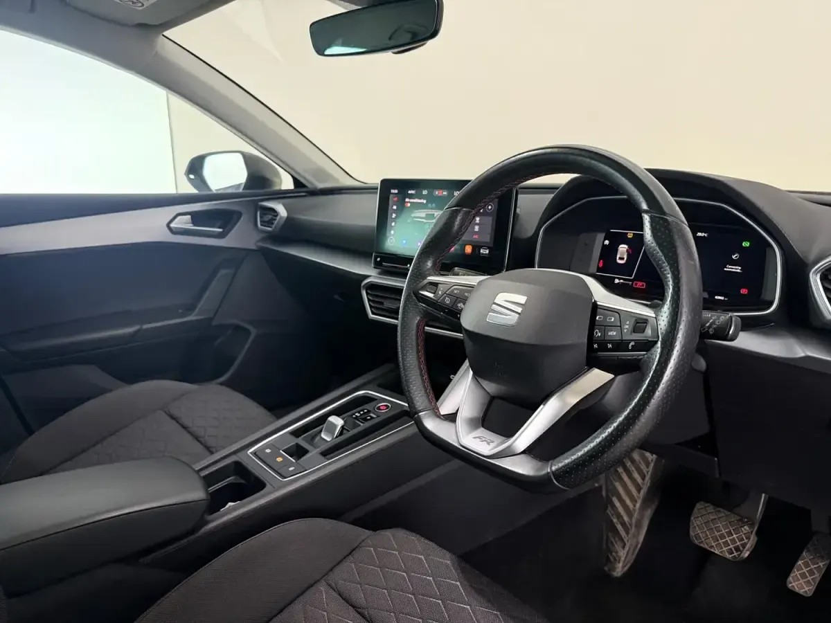 Used Seat Leon FR 272 HP (200 kW) 2021 Black Estate