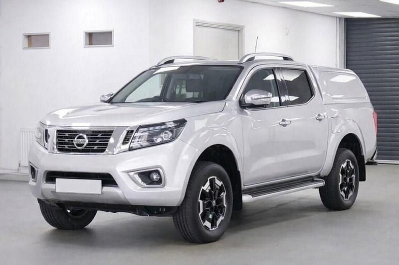 Used Nissan Navara Tekna 2020 White Pickup