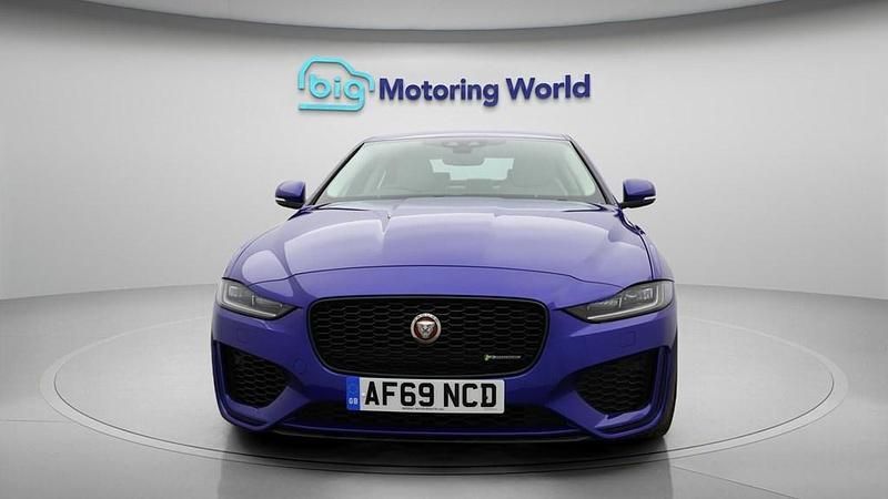 Used Jaguar XE R-Dynamic 250 HP (183 kW) 2020 Blue Sedan