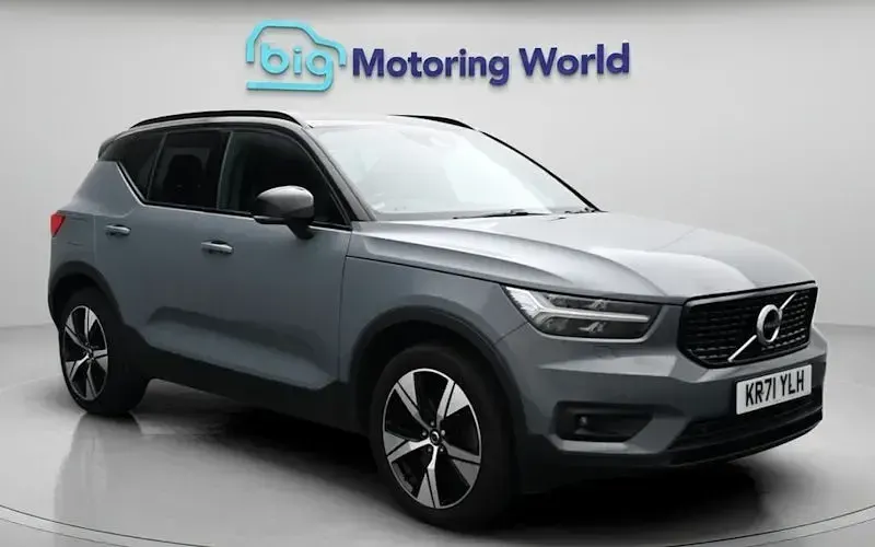 Used Volvo XC40 Plus 211 HP (155 kW) 2021 SUV