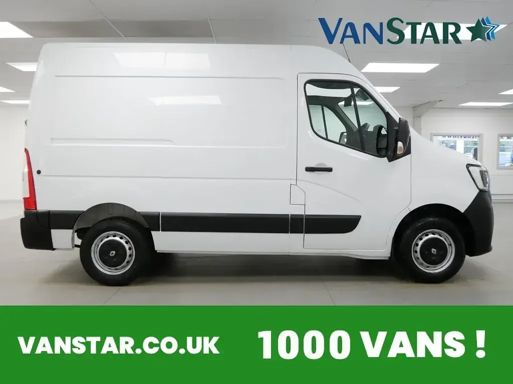 Used Renault Master Business 135 HP (99 kW) 2020 White MPV