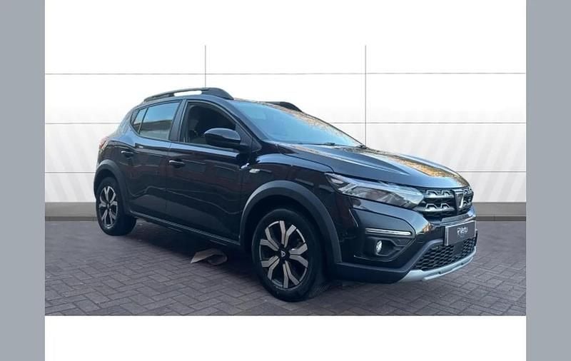 Black Used 2022 Dacia Sandero Prestige SUV | £11,450 (Fair price) - Image 1/4