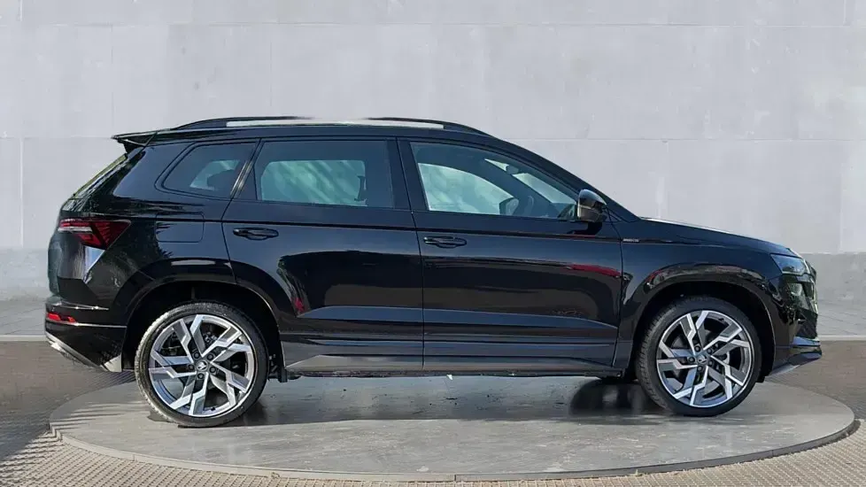 New Skoda Karoq SportLine 150 HP (110 kW) 2026 Black magic pearl effect SUV