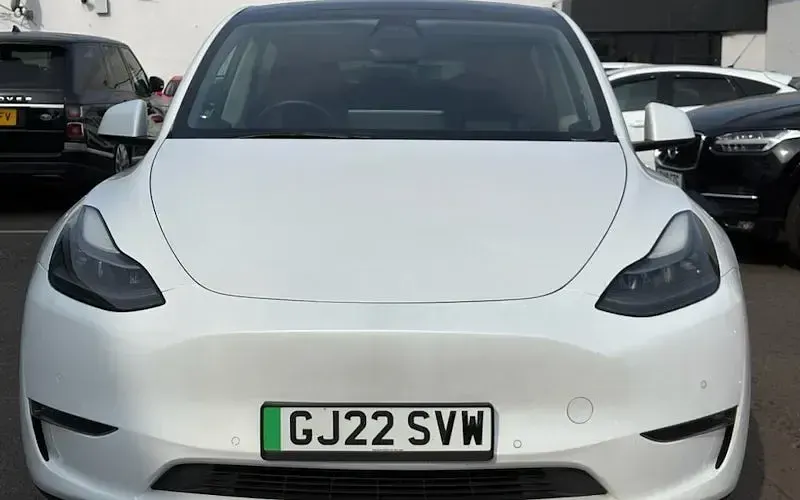Used Tesla Model Y Long Range AWD 286 kW (389 HP) 2025 SUV