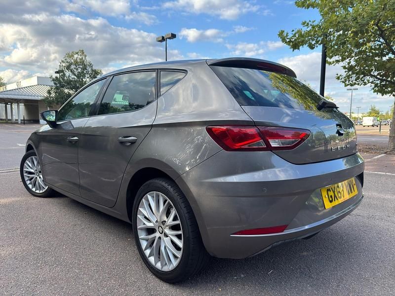 Used Seat Leon SE Dynamic 110 HP (80 kW) 2017 Grey Hatchback