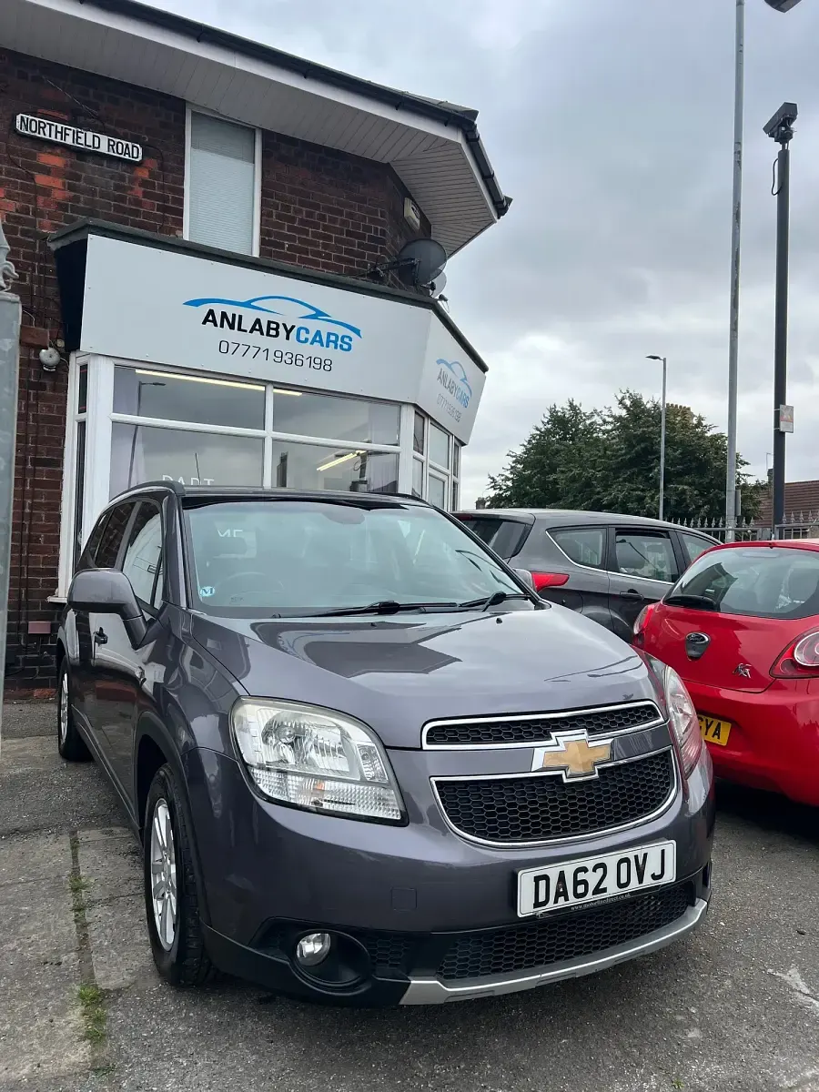 Used Chevrolet Orlando LT 2012 Grey MPV