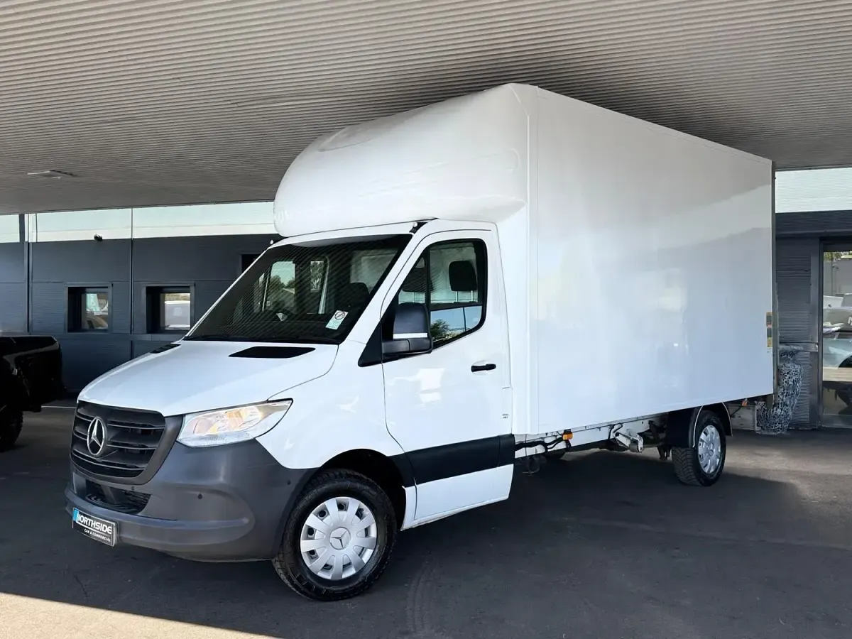 Used Mercedes Sprinter 143 HP (105 kW) 2020 White Van