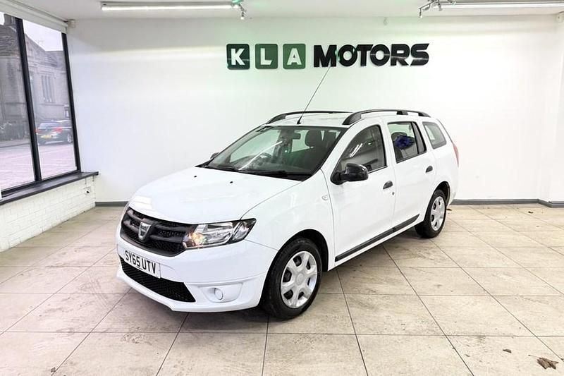 Used Dacia Logan MCV Ambiance 90 HP (66 kW) 2015 White Estate
