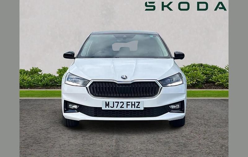 Used Skoda Fabia Colour Edition 108 HP (79 kW) 2022 White Hatchback