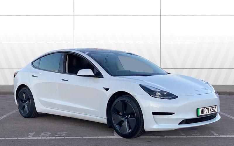 White Used 2021 Tesla Model 3 Standard Range Sedan | £16,301 (Fair price) - Image 1/4