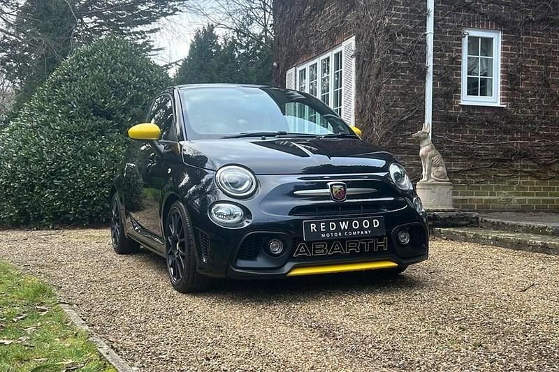 Used Abarth 595 70th Anniversary 165 HP (121 kW) 2020 Black Hatchback