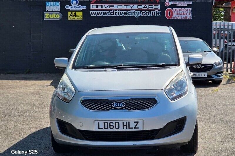 Silver Used 2010 Kia Venga 2 Hatchback | £1,695 (Good price) - Image 1/1