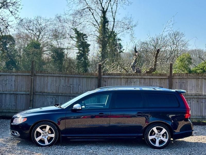 Used Volvo V70 R-Design 2010 Blue Estate