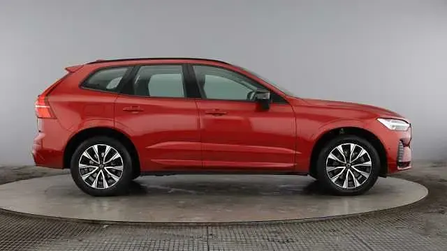 Used Volvo XC60 Plus 194 HP (142 kW) 2023 SUV