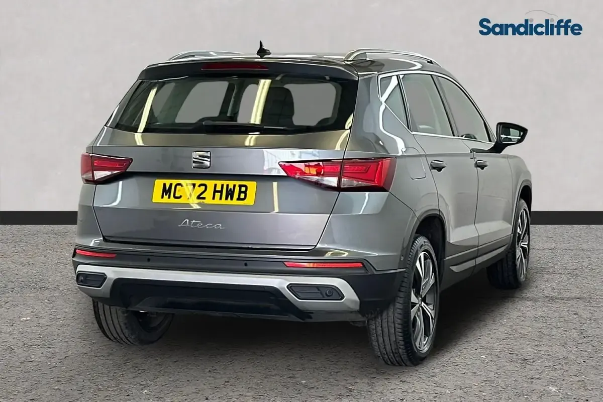 Usado Seat Ateca 150 HP (110 kW) 2023 Cinzento SUV