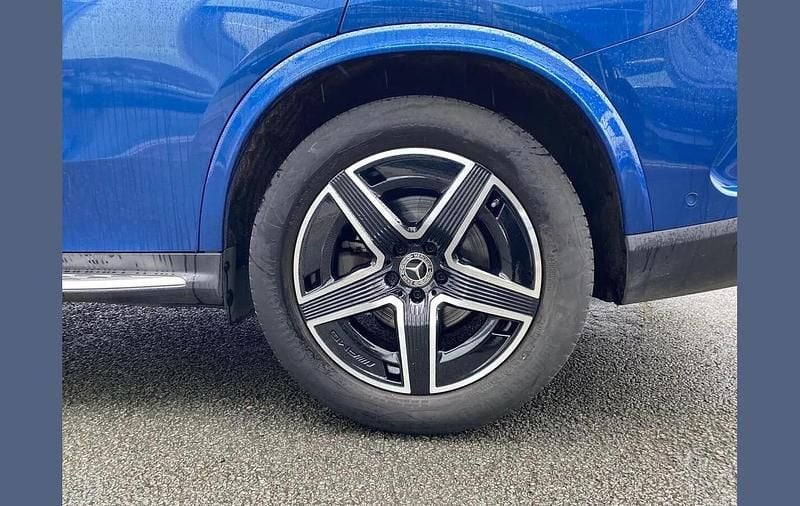 Used Mercedes GLC300e AMG line 254 HP (186 kW) 2025 Blue SUV