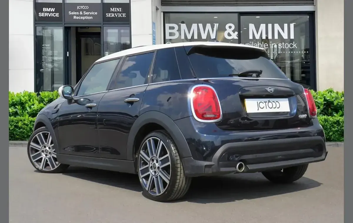 Used Mini Cooper Exclusive 134 HP (98 kW) 2023 Other Hatchback