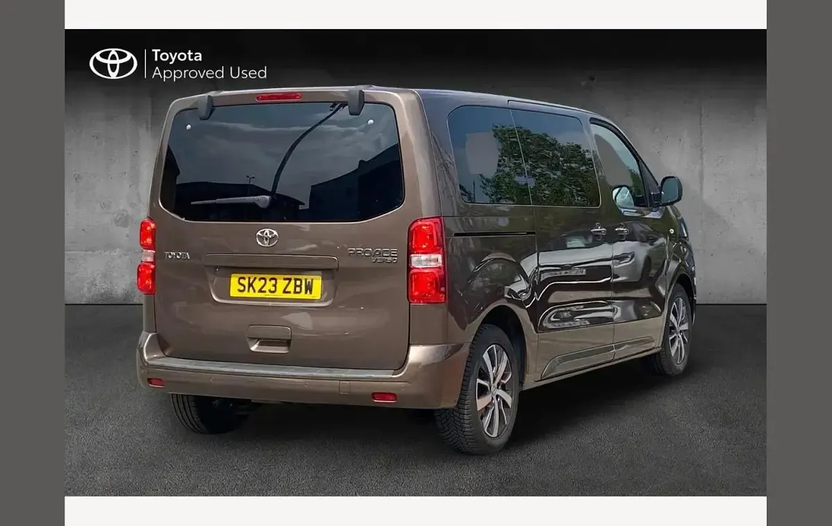 Used Toyota Proace Verso 178 HP (130 kW) 2023 Brown Estate