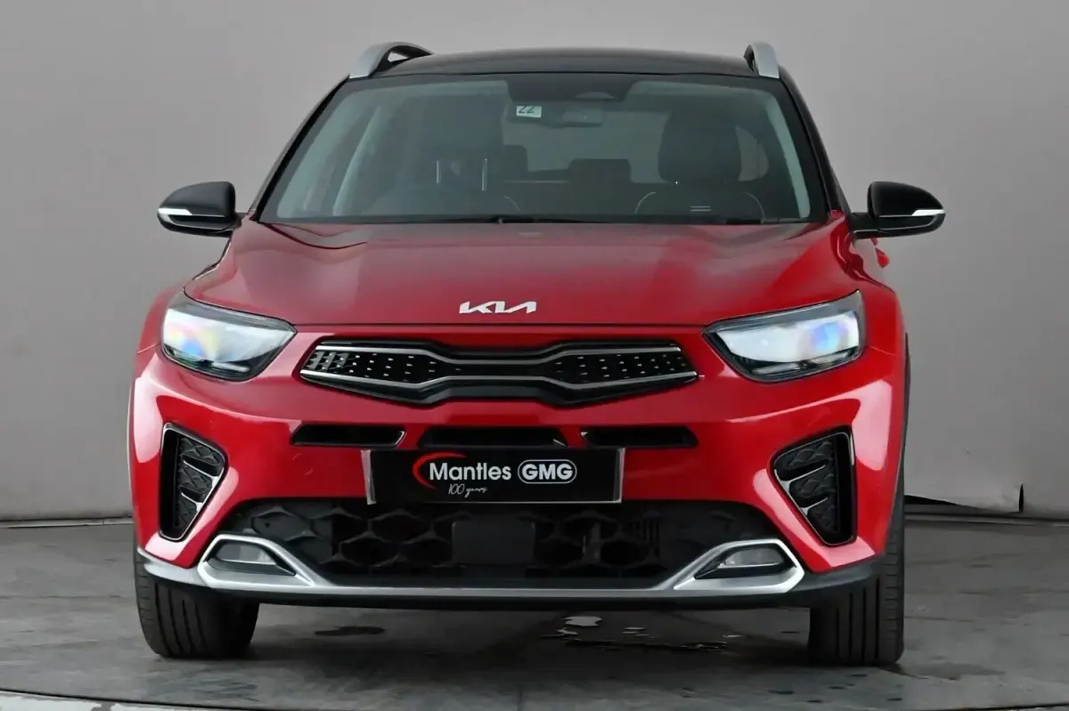 Used Kia Stonic GT-Line S 118 HP (86 kW) 2023 Red SUV