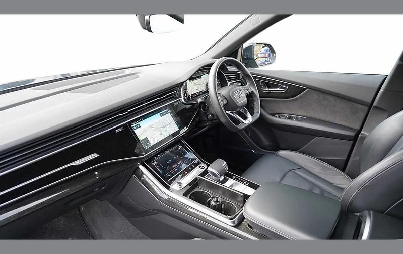 Used Audi Q8 Black Edition 334 HP (245 kW) 2022 Black SUV